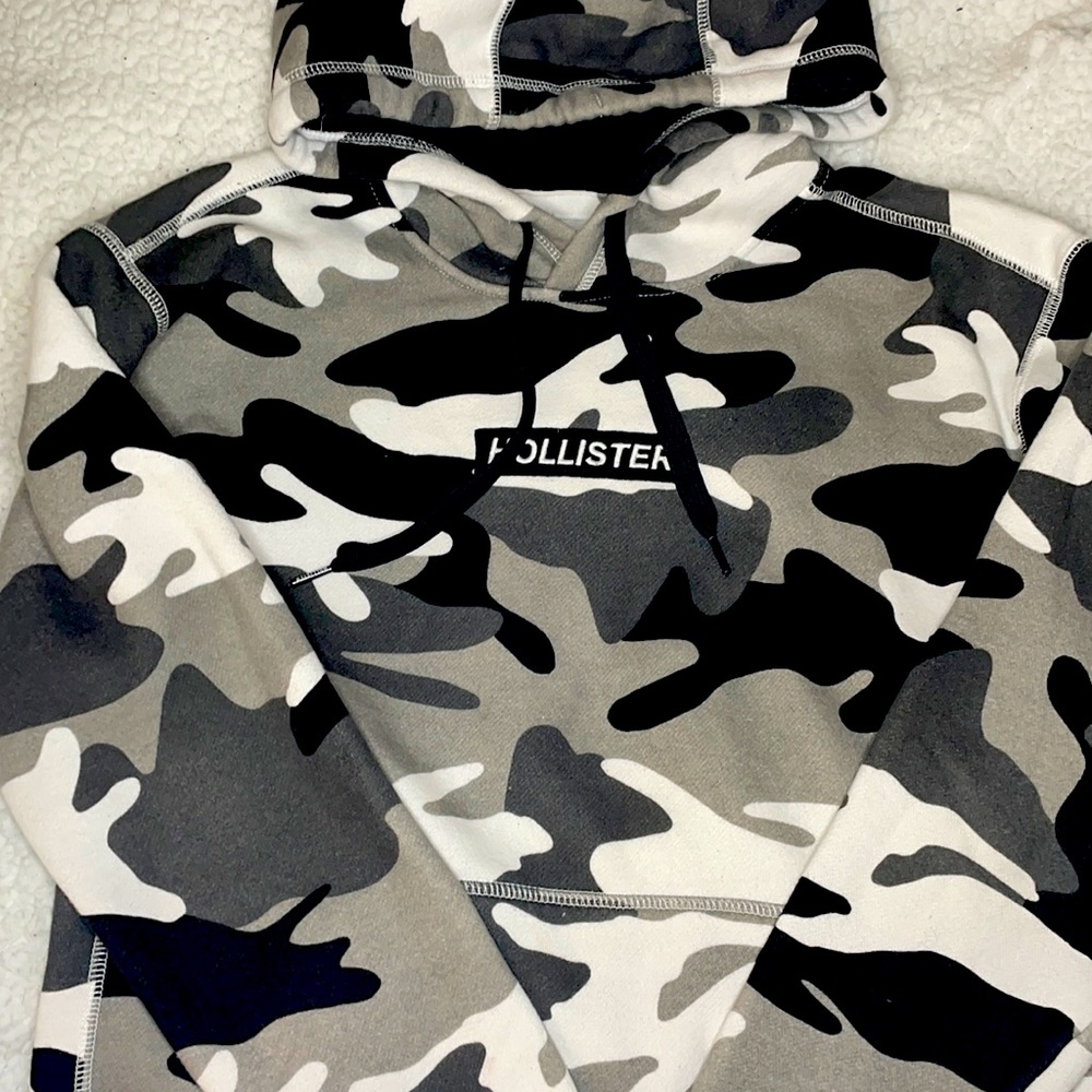 Hollister Hoodie
